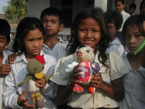 寄贈先のカンボジアの子どもたち